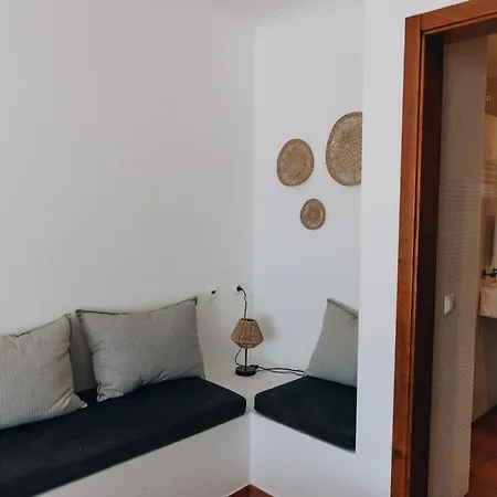 Casa Nook Arrifana Bed and breakfast