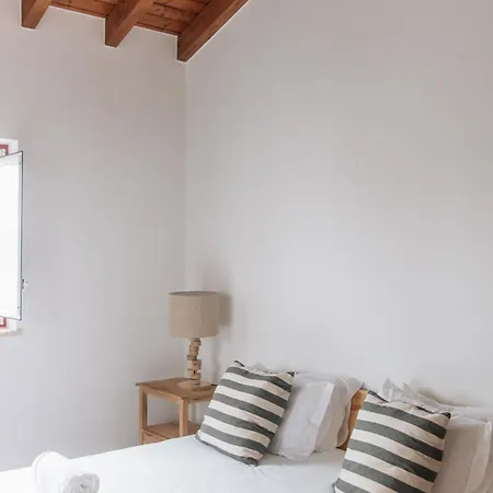 Casa Nook Arrifana Nocleg ze śniadaniem Aljezur