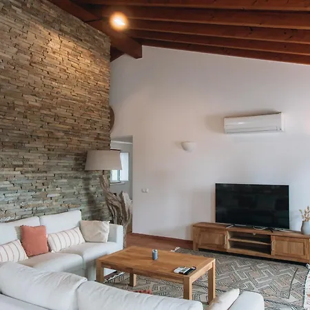 Casa Nook Arrifana Nocleg ze śniadaniem Aljezur