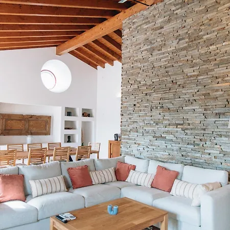 Casa Nook Arrifana Bed and breakfast