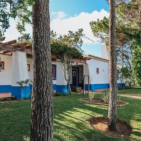 Bed & Breakfast Casa Nook Arrifana *