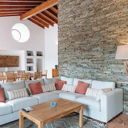 Casa Nook Arrifana Bed & Breakfast *